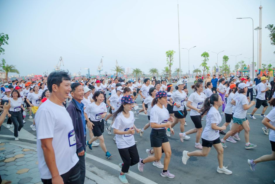 世界杯情报：摩洛哥冲小组头名 海地2连败提前出局