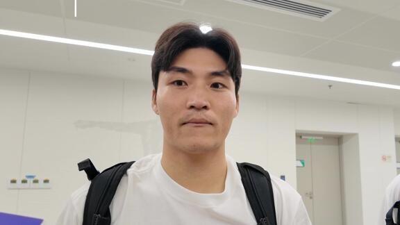 2-0打进16强！中国女网17岁新星闪耀：看齐郑钦文？