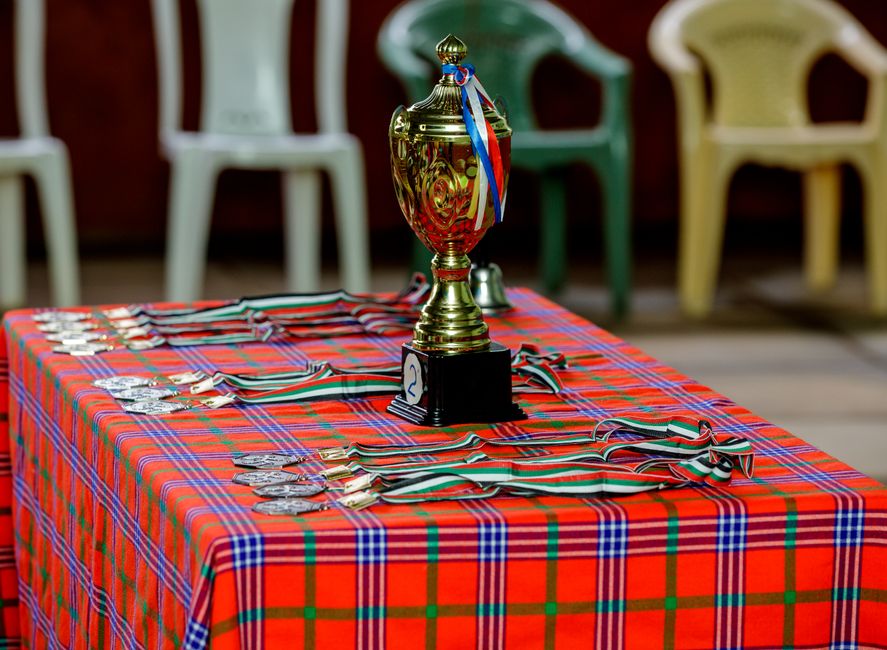 棋韵润童心温情满酒都 记录国手走访棋童家的温暖瞬间