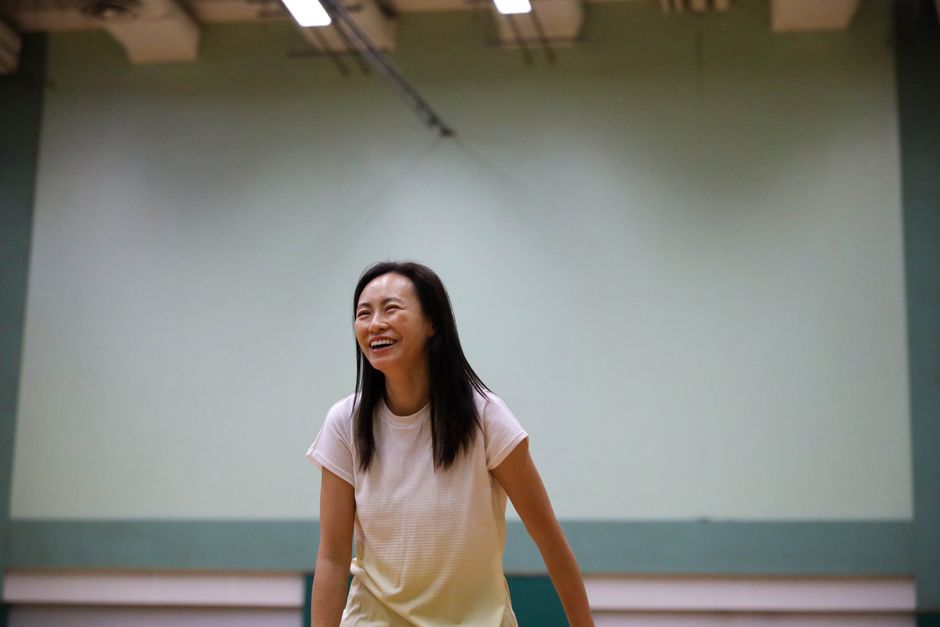 小托马斯狂轰56分！转行球探仍闪耀半职业联赛